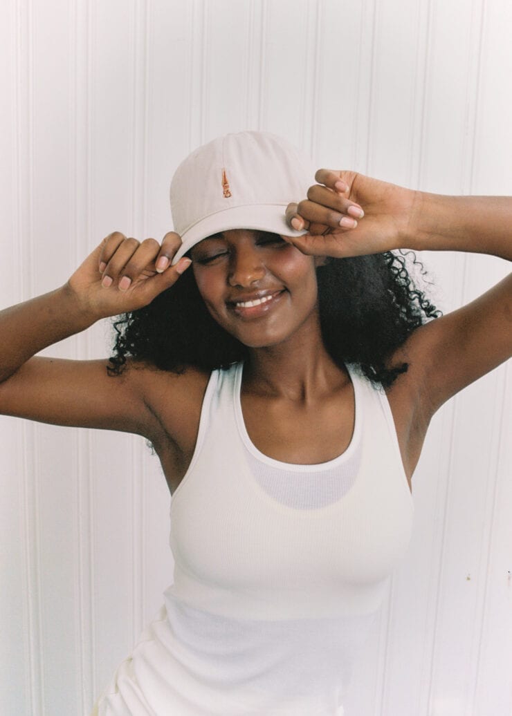 Luna Cap