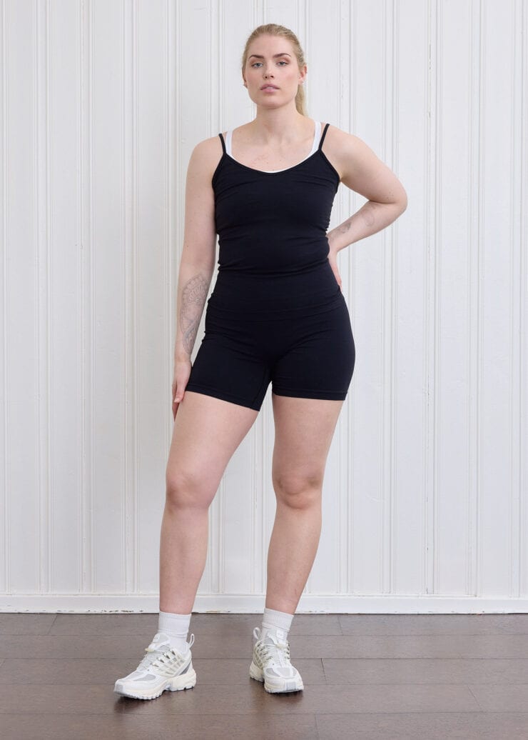 Basic Bandha Singlet, Beautiful Black